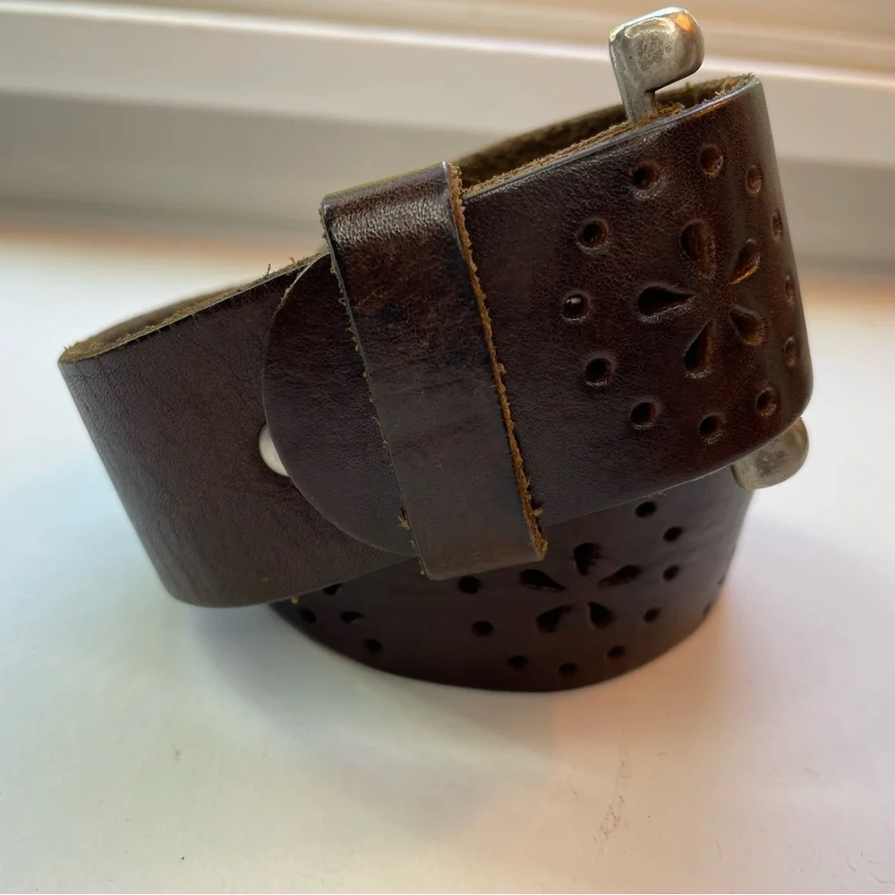Aeropostale brown genuine leather cut out w/ brass buckle size small